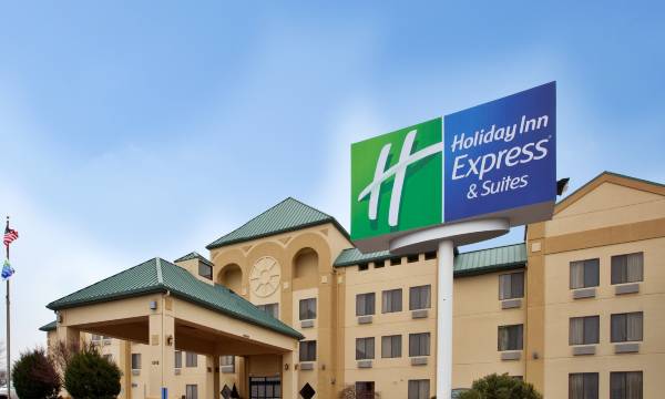 Holiday Inn Express & Suites ST. Louis West - Fenton by IHG