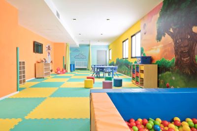Playground/Children's Club Sol Pelicanos Ocas Photo