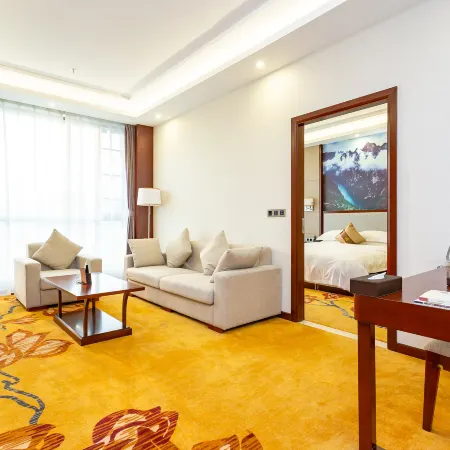 Tongxin Hotel
