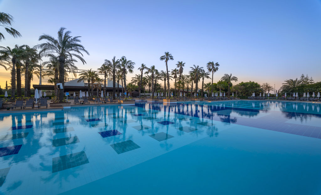 Concorde de Luxe Resort - All Inclusive