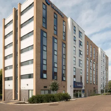 Travelodge Manchester Salford Quays Hotels near BBC Dock House