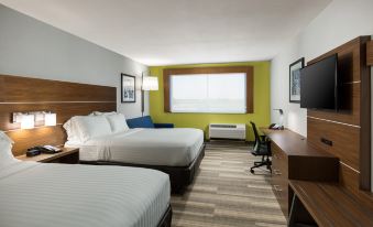 Holiday Inn Express Visalia
