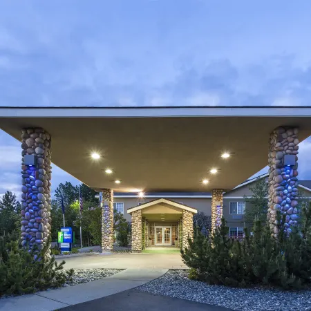 Wyndham Garden Anchorage Airport