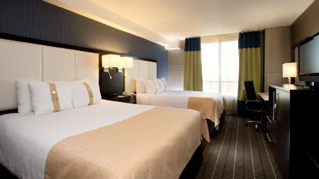Holiday Inn & Suites Mississauga West - Meadowvale, an IHG Hotel