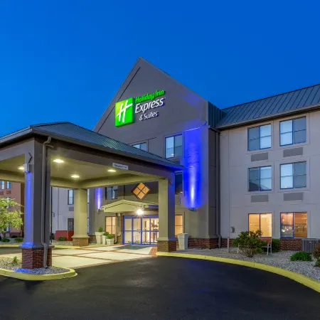 Holiday Inn Express & Suites SCOTTSBURG by IHG