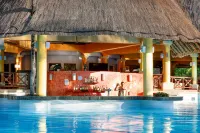 Grand Palladium Colonial Resort & Spa - All Inclusive - شاطئ