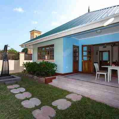 Le Relax Self Catering Apartment Hotel Exterior