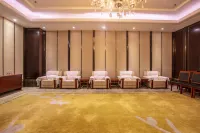 Holiday Inn Express Luoyang City Center