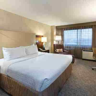 Sonesta White Plains Downtown Rooms