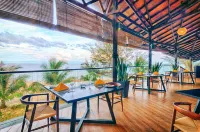 Borneo Eagle Resort Hotels in Papar