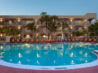 La Quinta Inn & Suites by Wyndham Ft. Myers-Sanibel Gateway Hotels in Lee County