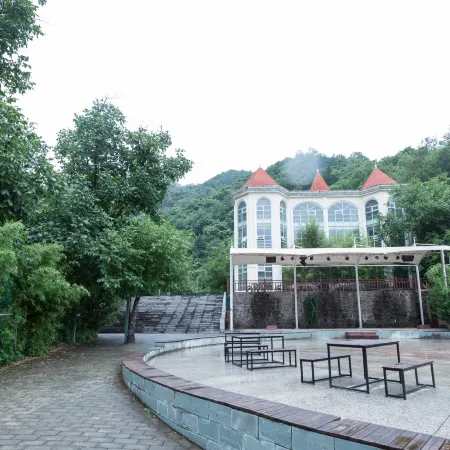 Zhashui Zhongnan Impression Hotel
