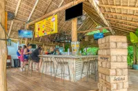 Viajero la Fortuna Hostel - bar