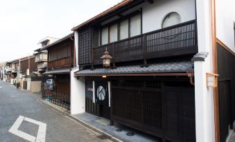 Kamishichiken Oku