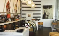 โรงแรมริวพลาซ่า ไมอามีบีช - ที่มีบาร์