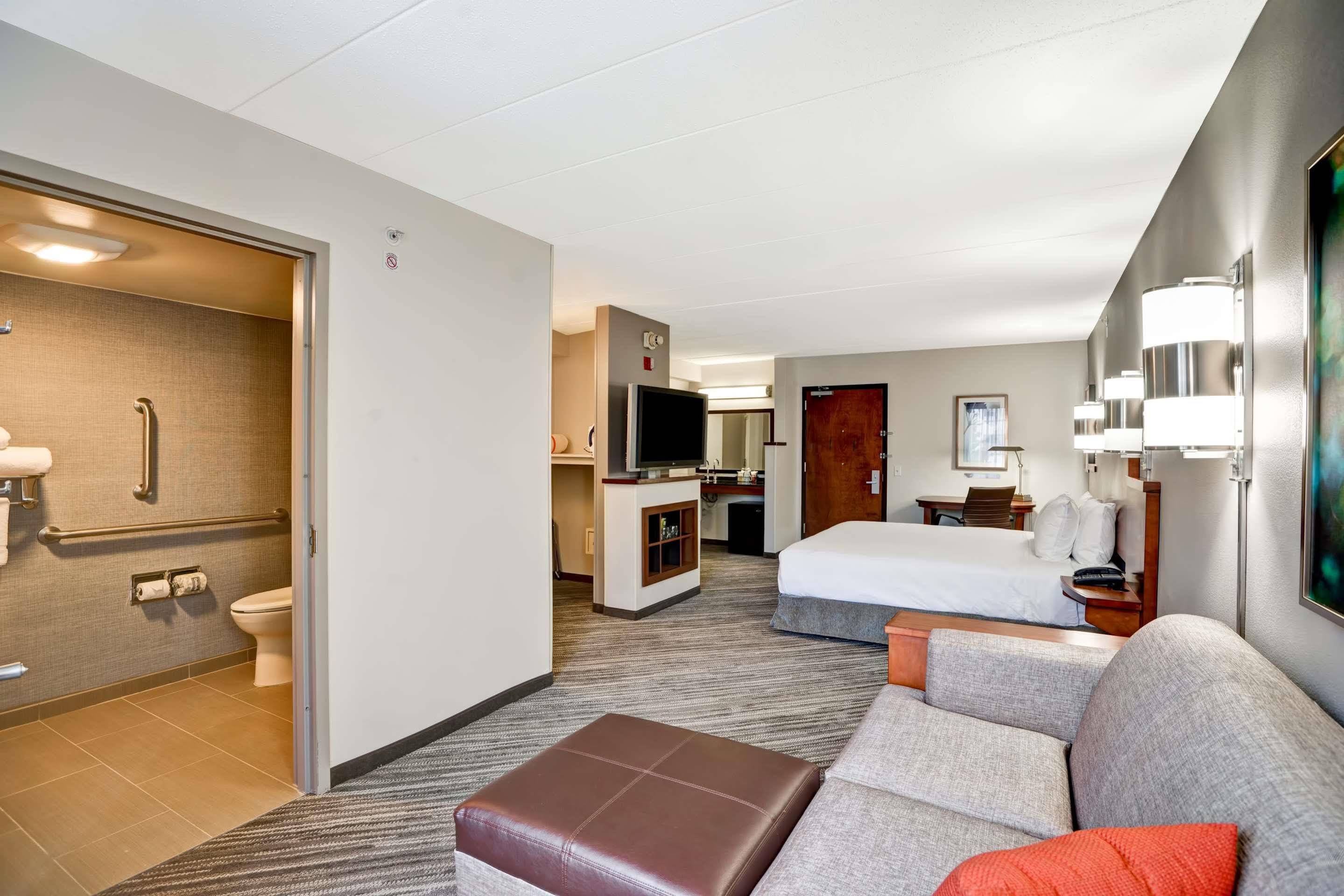 Hyatt Place Baltimore/BWI Airport