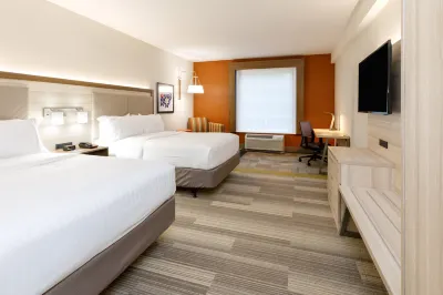 Holiday Inn Express & Suites Sturbridge Hotels in der Nähe von Wells State Park