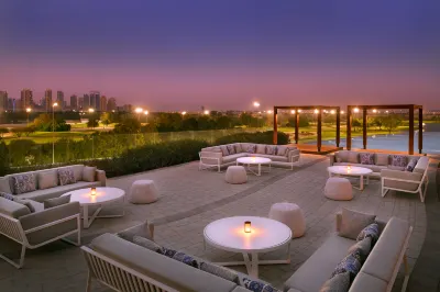 Vida Emirates Hills Hôtels à proximité de : JA Jebel Ali Golf Resort