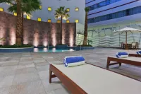 Crowne Plaza LEON by IHG - Pools