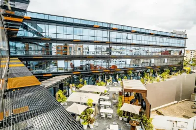 Onomo Hotel Casablanca City Center Các khách sạn gần Casablanca Marina