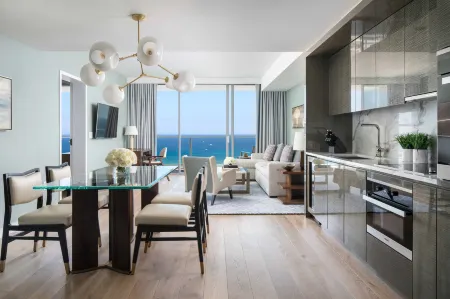 The Ritz-Carlton Residences, Waikiki Beach