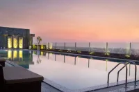 فور بوينتس باي شيراتون ماكاسار - مسبح