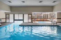 Sonesta Select Newport Middletown - Pools