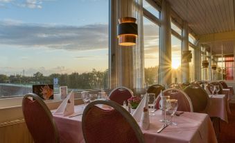 FF&E Hotel Dania - Housity