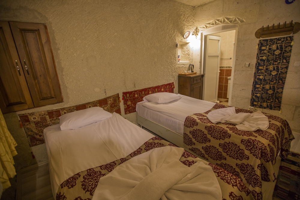 Mia Cappadocia Cave Hotel