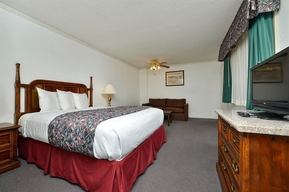 Americas Best Value Inn & Suites Lancaster