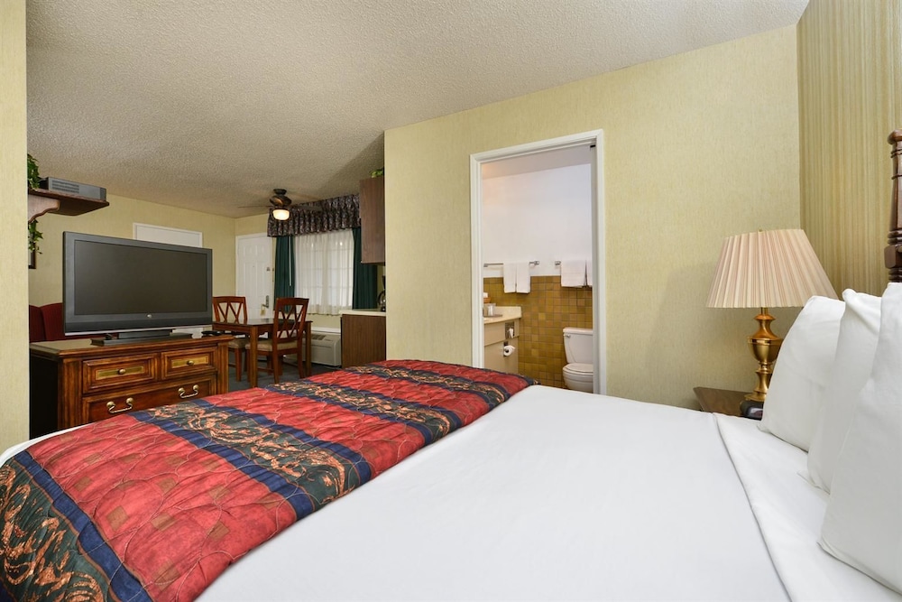 Americas Best Value Inn & Suites Lancaster