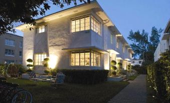 Lincoln RD-Miami Beach-Charming Vacation Rentals