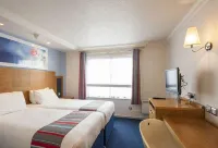 Travelodge Bath Waterside Hotels in Limpley Stoke