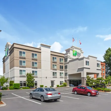 Holiday Inn Express & Suites TACOMA by IHG