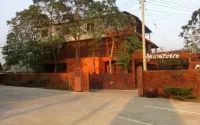 Kerd Larb Resort Hotels near Wat Nong Cha Aen