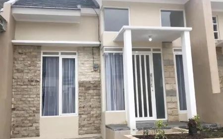 Villa Syariah Bunga Tanjung 16 - Two Bedroom Отели в г. Junrejo