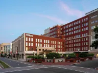 Hilton Richmond Downtown Hotels near Veil Brewing Co.