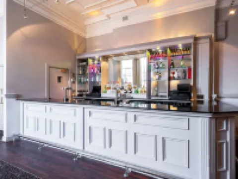 Harte and Garter Hotels in Windsor