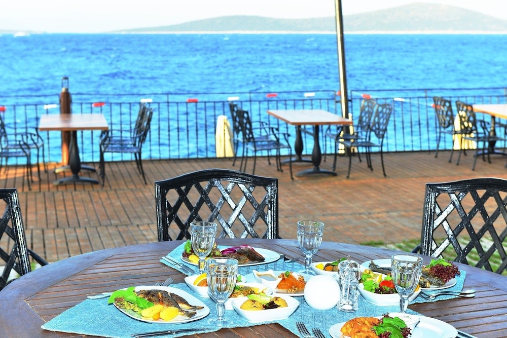 Bvs Bosphorus Resort Hotel & Spa