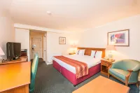 OYO Tong Park Hotel