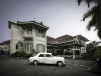 The Phoenix Hotel Yogyakarta - Handwritten Collection Hotel a 