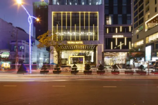 Vesna Hotel Nha Trang Отели рядом с достопримечательностью «Пляж Нха Транг»