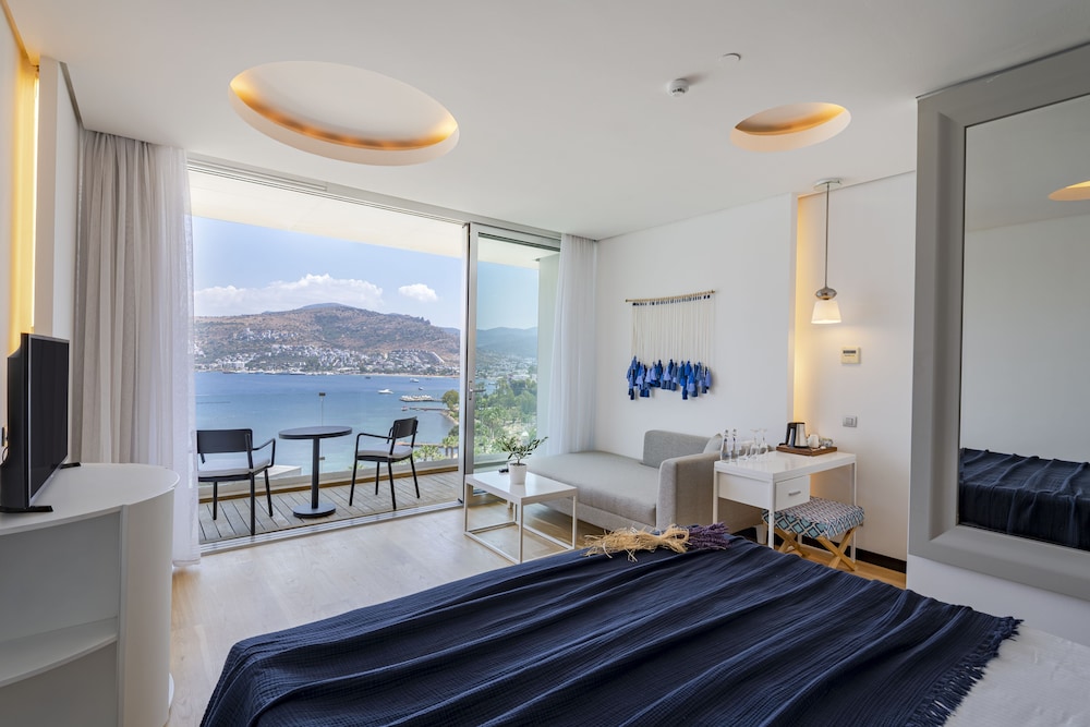 Cape Bodrum Luxury Hotel & Beach