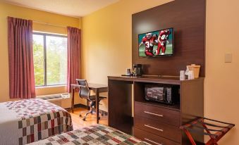 Red Roof Inn & Suites Indianapolis Airport