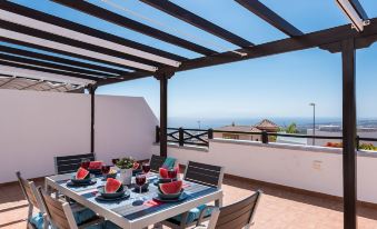 1 Charming Villa, Huge Terraces, Pool, Garden, BBQ