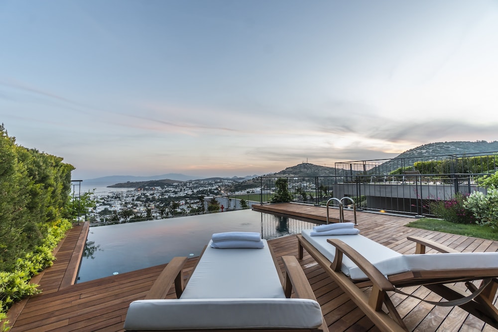 Elysium Miramar Villas Bodrum by Selvese