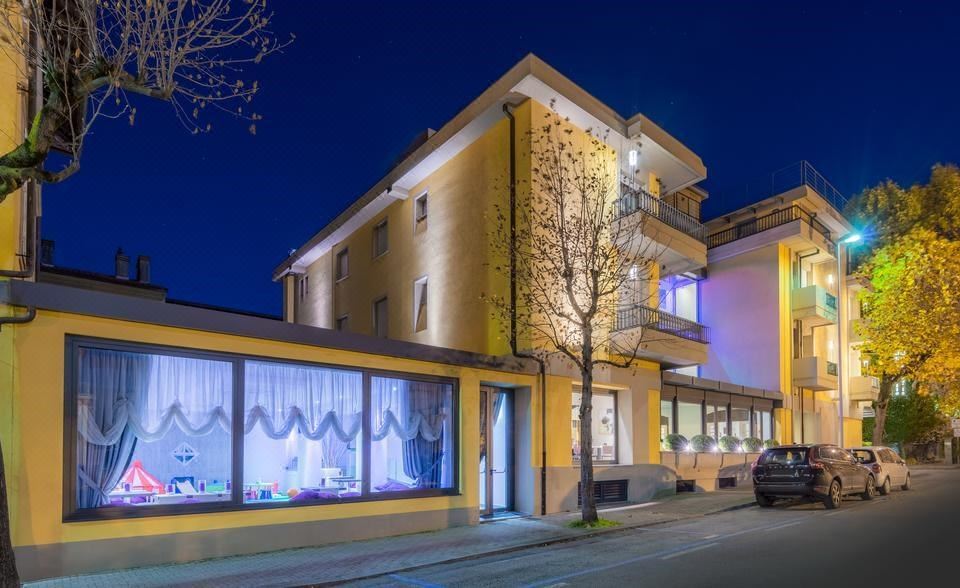 Hotel Montebello-Montecatini Terme Updated 2023 Room Price-Reviews & Deals  | Trip.com