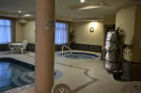 Radisson Toronto Airport West - piscina