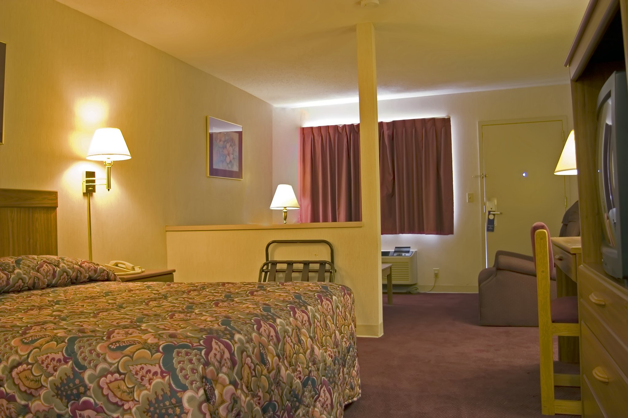 Harrisonville Inn & Suites