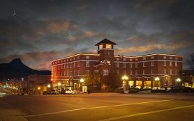 Hassayampa Inn